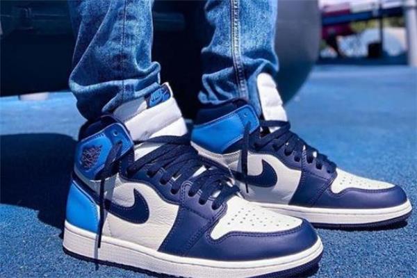 aj1黑曜石北卡蓝真假对比 aj1北卡蓝黑曜石真假鉴定