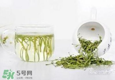 ​金银花和菊花哪个去火效果好一些？金银花和菊花茶哪个好？