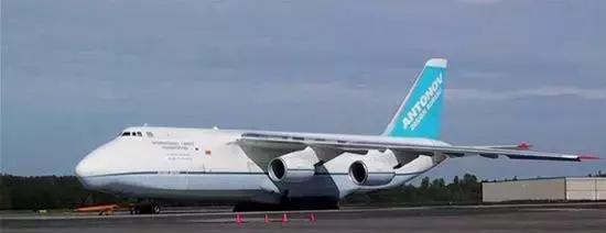 世界上最大的飞机，不是波音747，也不是A380，而是它！重640吨