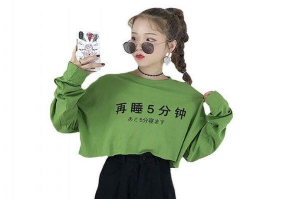 牛油果绿衣服搭配的方法 牛油果绿衣服怎么搭配好看