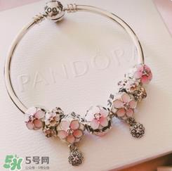 潘多拉桃花系列手链怎么看真假？pandora新品桃花手链真假辨别