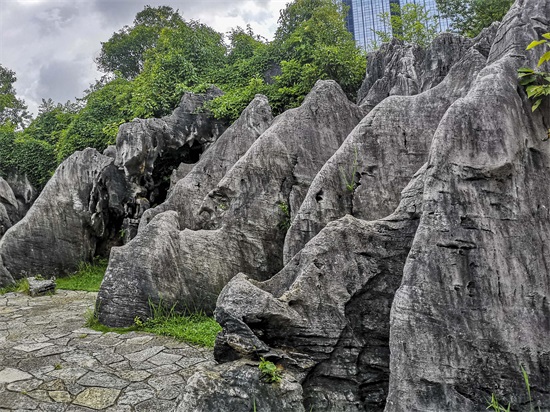 走进贵阳观山湖区喀斯特公园